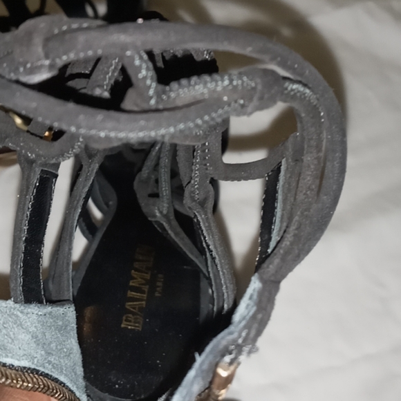 BALMAIN Cutout suede sandals - Picture 7 of 8